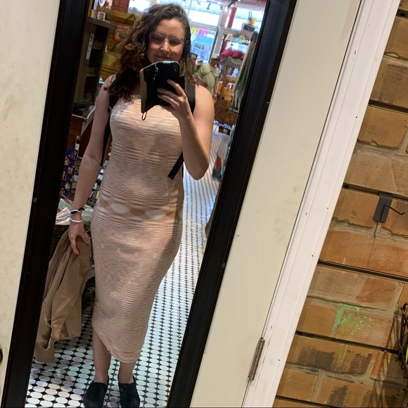 Emory Park Julia Fitted Mid Dress - Picture 3 of 5